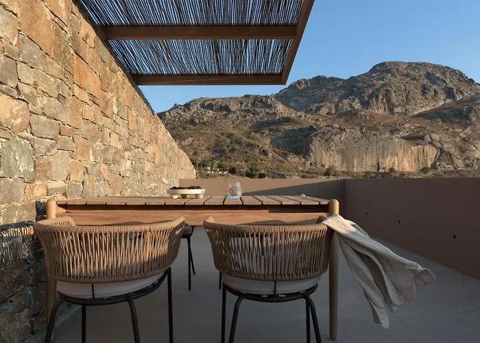 NERĒA Boutique Hotel